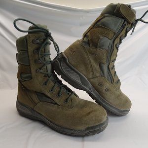 Belleville 610ZST Size 8 W Combat Boots